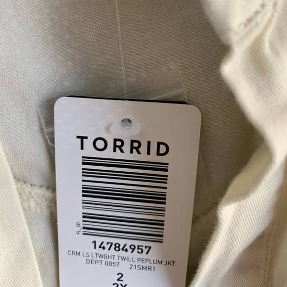 Torrid Jacket size  2 - Tie Waist  Long Sleeve -Cream - New With Tags - Picture 3 of 7